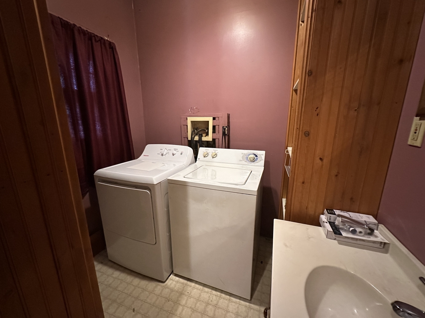 405 W Carter Street, Stanford, IL 61774