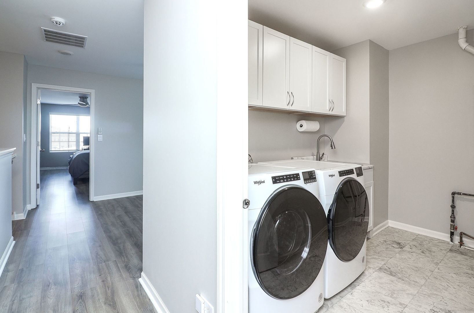 2084 Canyon Creek Court, Aurora, IL 60503