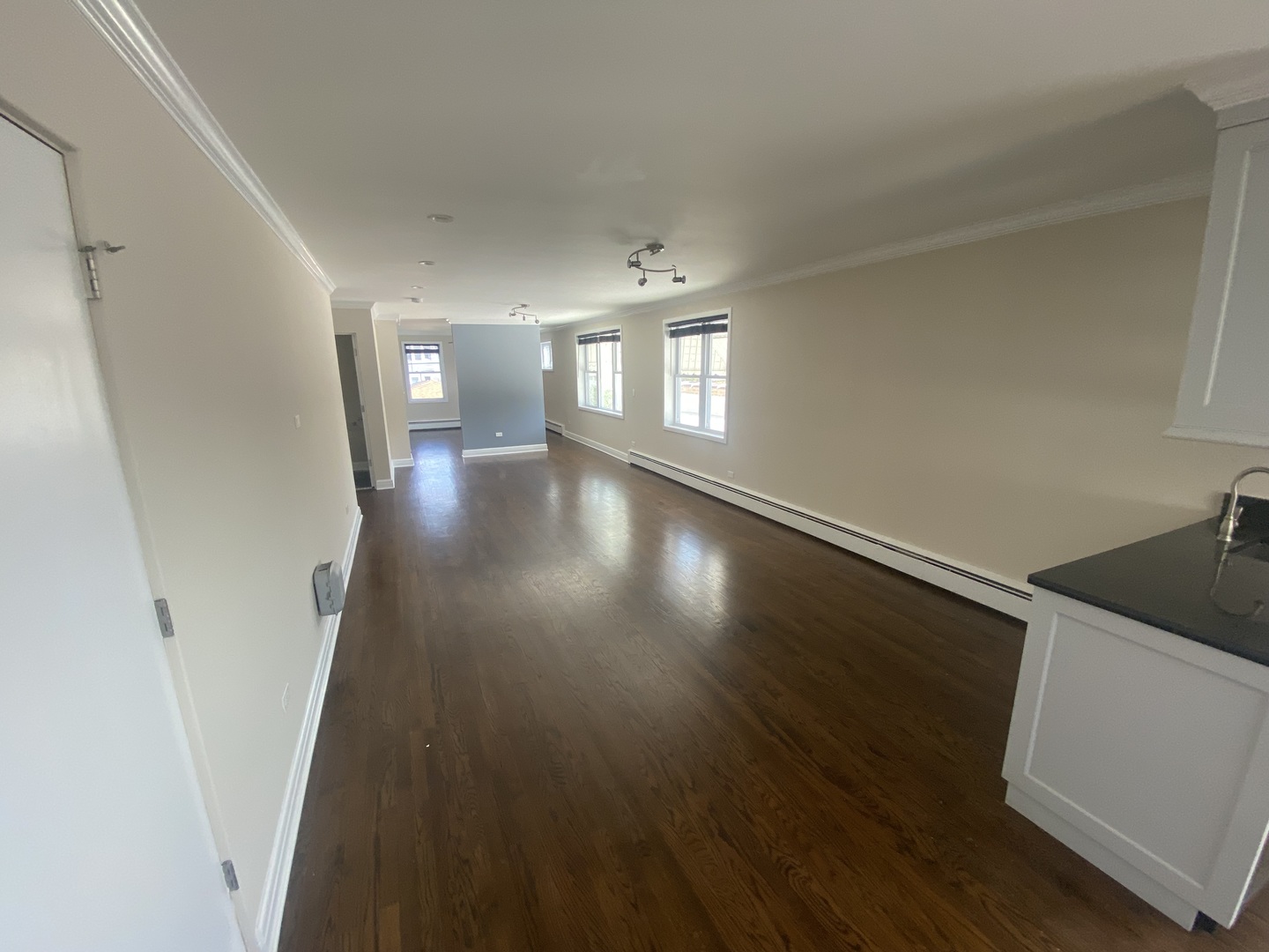 5240 W BELMONT Avenue #2, Chicago, IL 60641