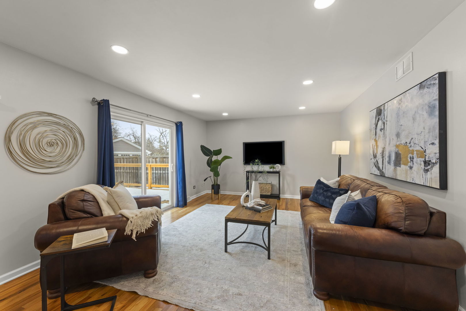 416 S Park Street, Westmont, IL 60559