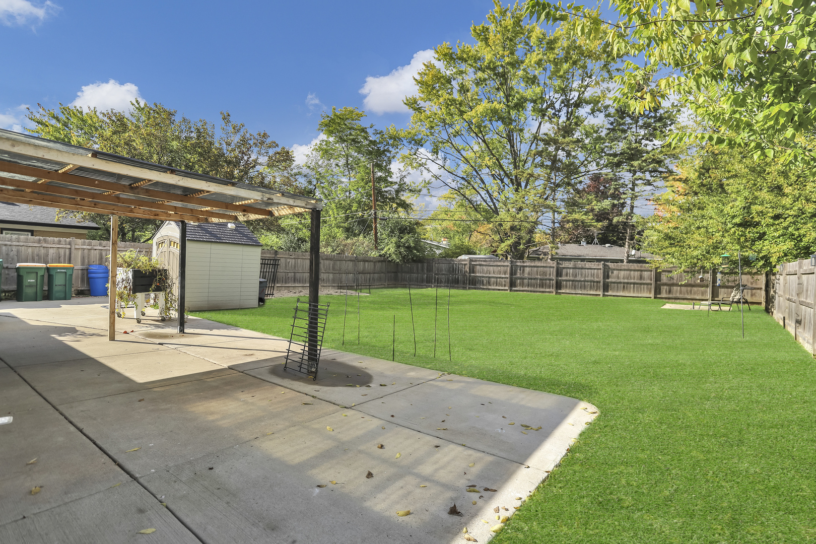 904 Woodland Drive, Wheeling, IL 60090