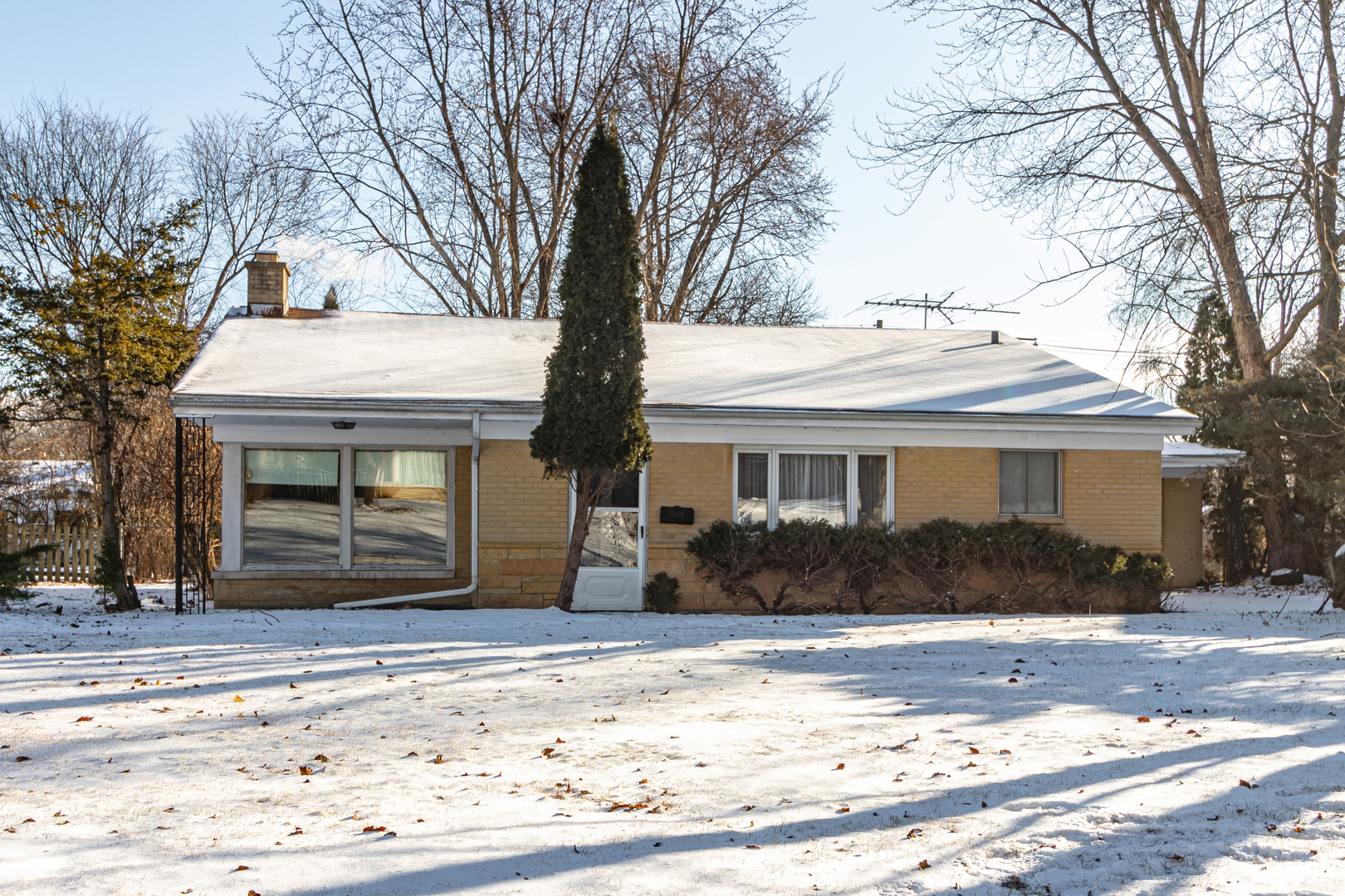 505 LINCOLN Avenue, Lake Bluff, IL 60044