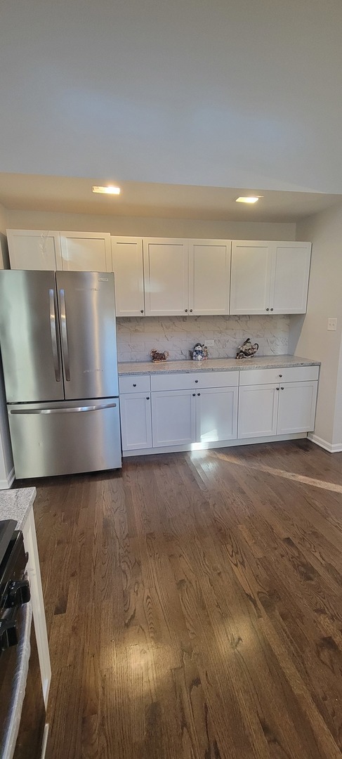 6921 Clarendon Hills Road, Darien, IL 60561