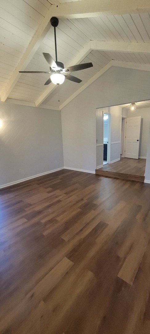 6921 Clarendon Hills Road, Darien, IL 60561