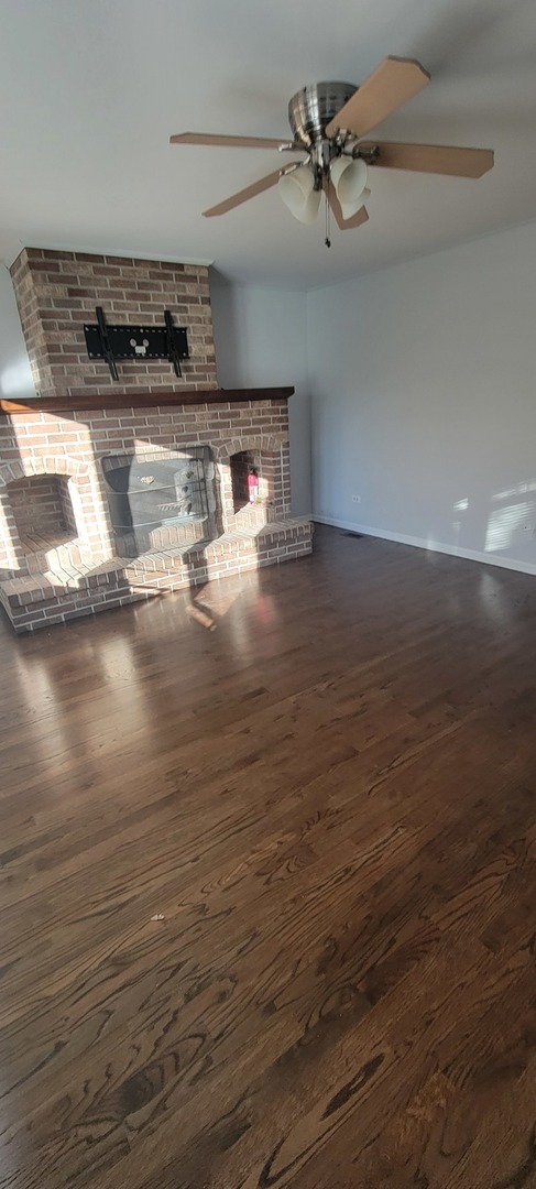 6921 Clarendon Hills Road, Darien, IL 60561