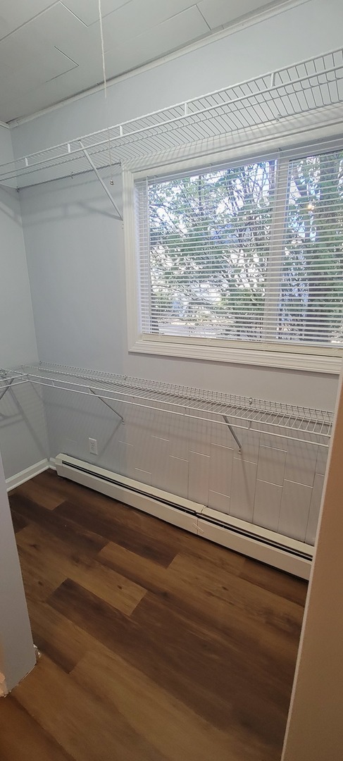 6921 Clarendon Hills Road, Darien, IL 60561