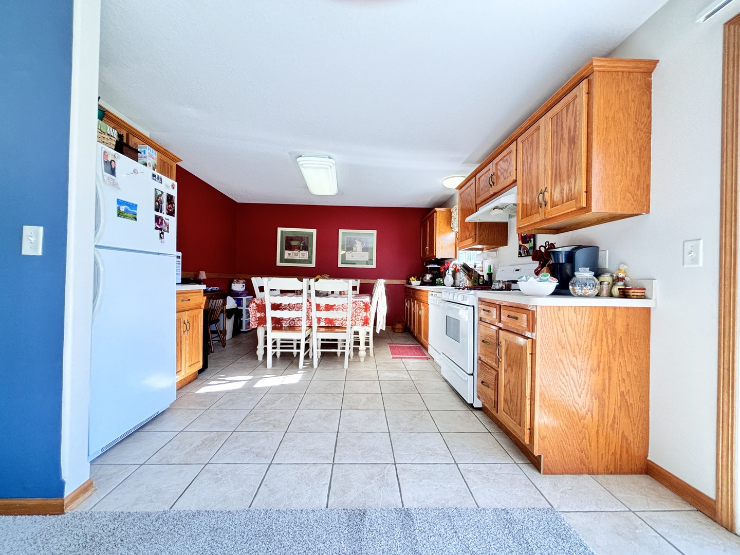 216 S Mcguire Drive, Manteno, IL 60950