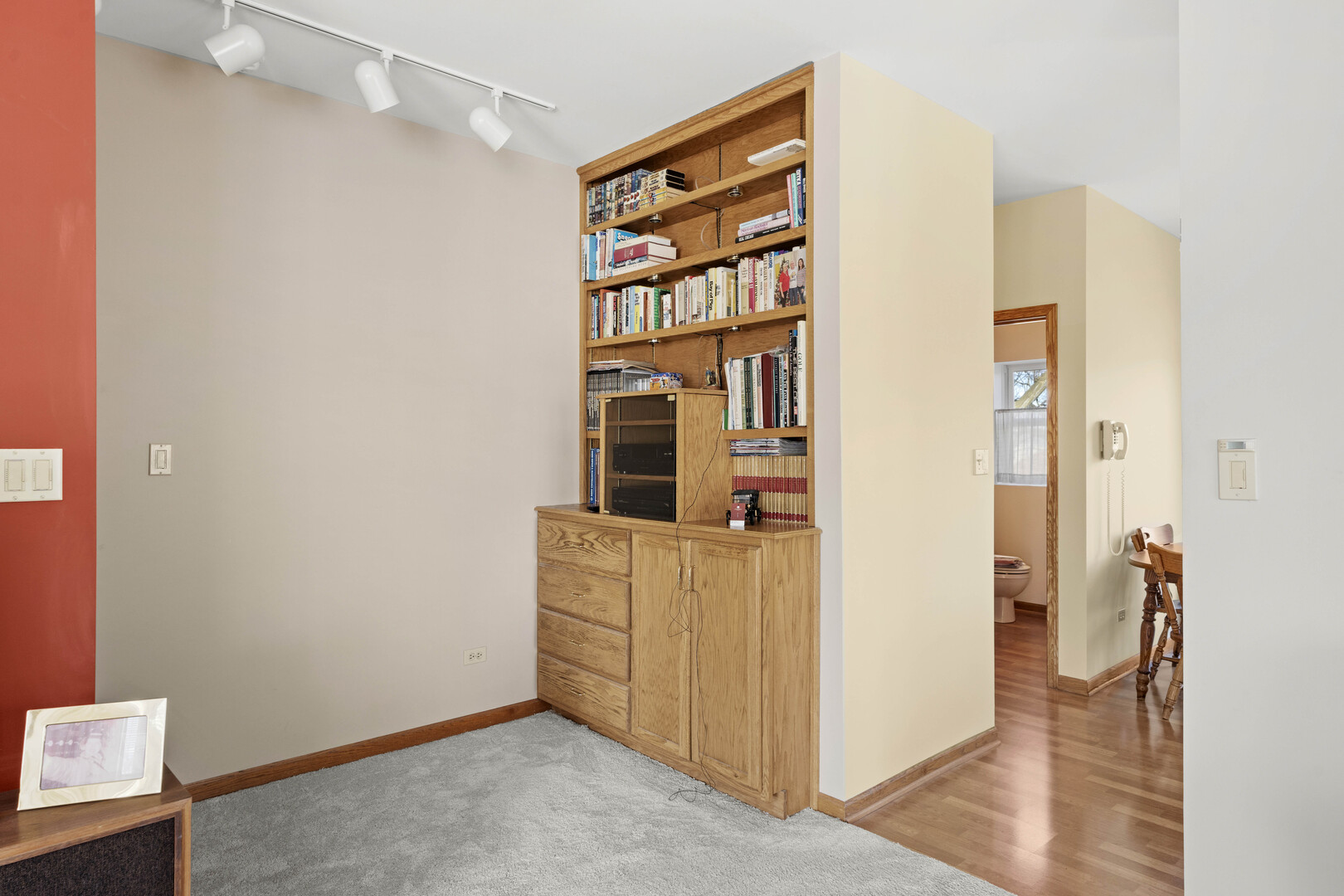 18134 Martin Avenue, Homewood, IL 60430