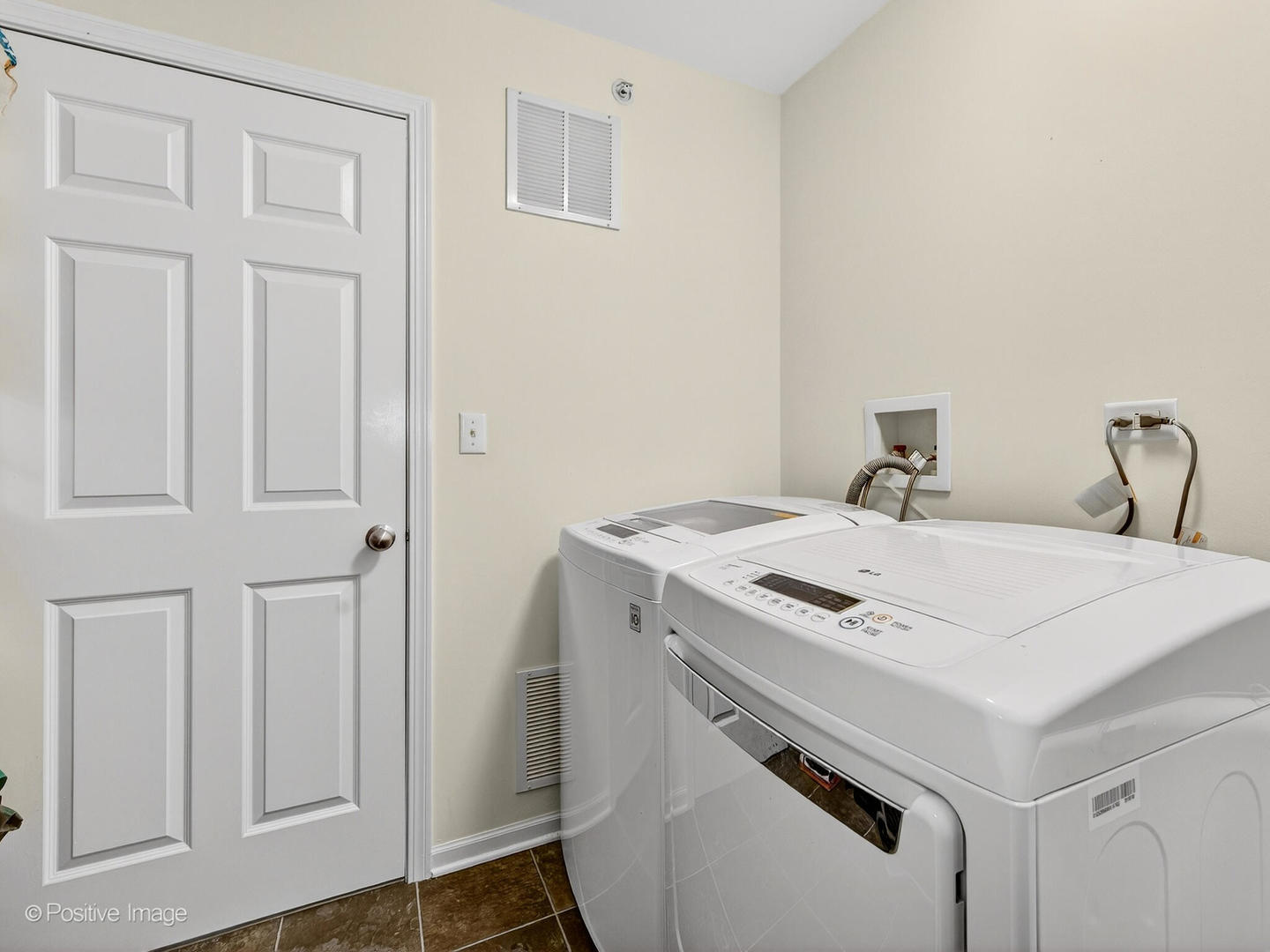 4533 Garritano Street #D, Yorkville, IL 60560