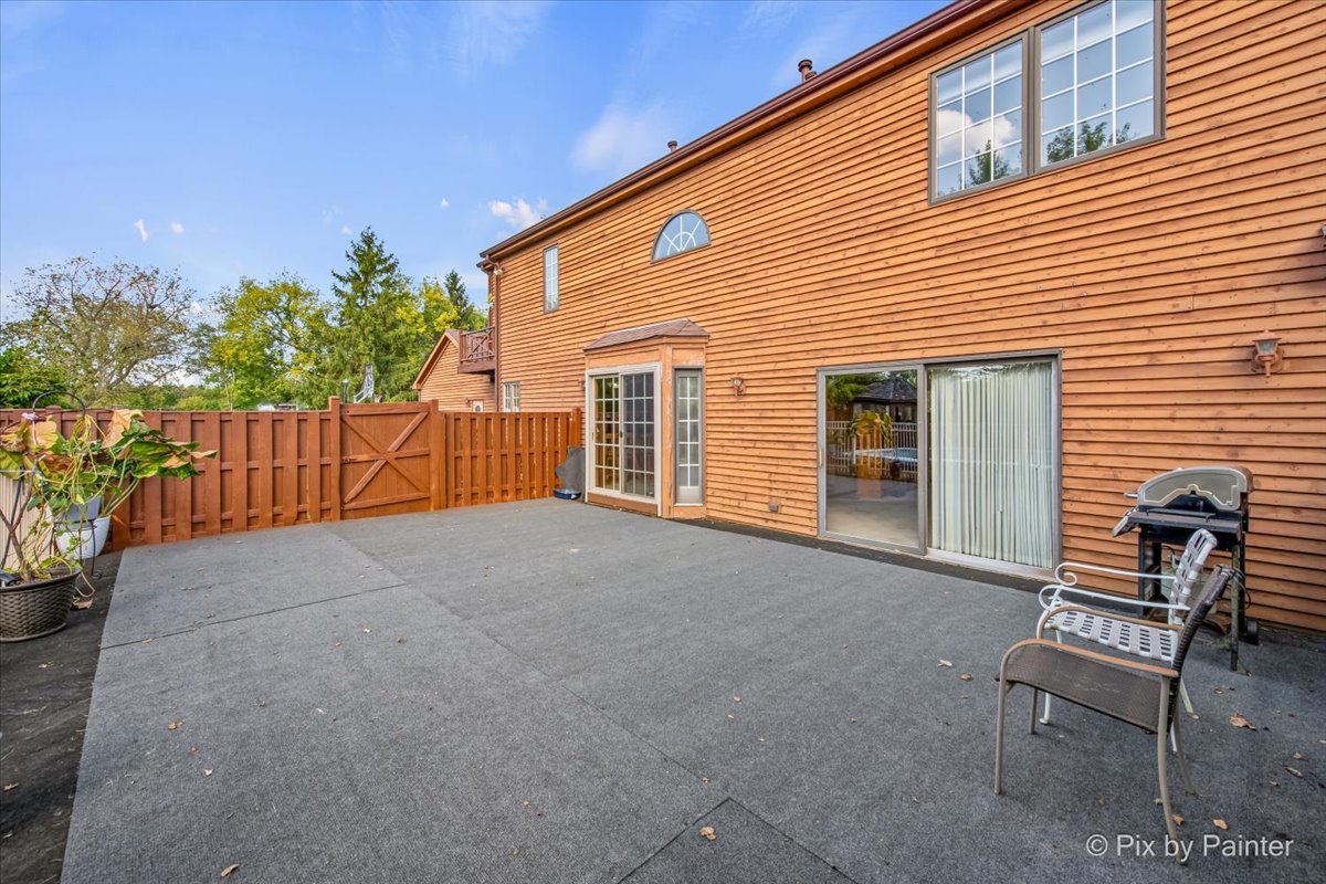 4319 McCauley Road, Woodstock, IL 60098