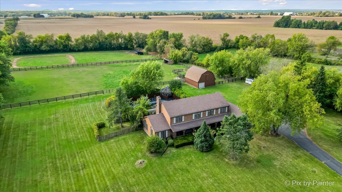 4319 McCauley Road, Woodstock, IL 60098