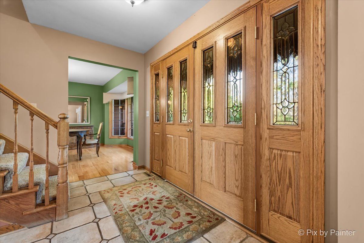 4319 McCauley Road, Woodstock, IL 60098