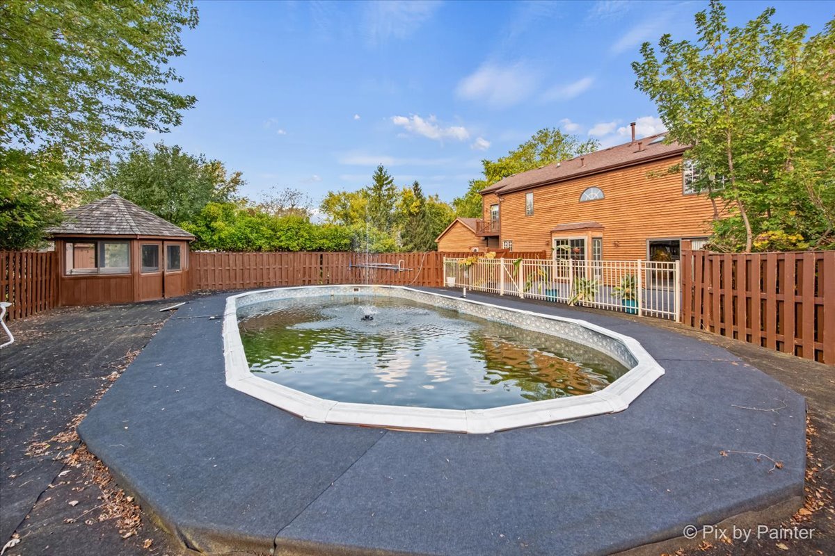 4319 McCauley Road, Woodstock, IL 60098