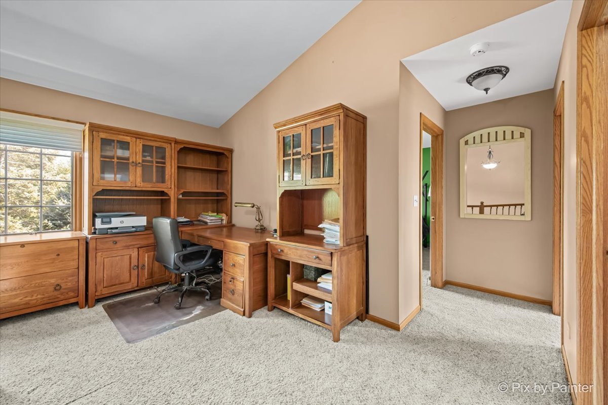 4319 McCauley Road, Woodstock, IL 60098