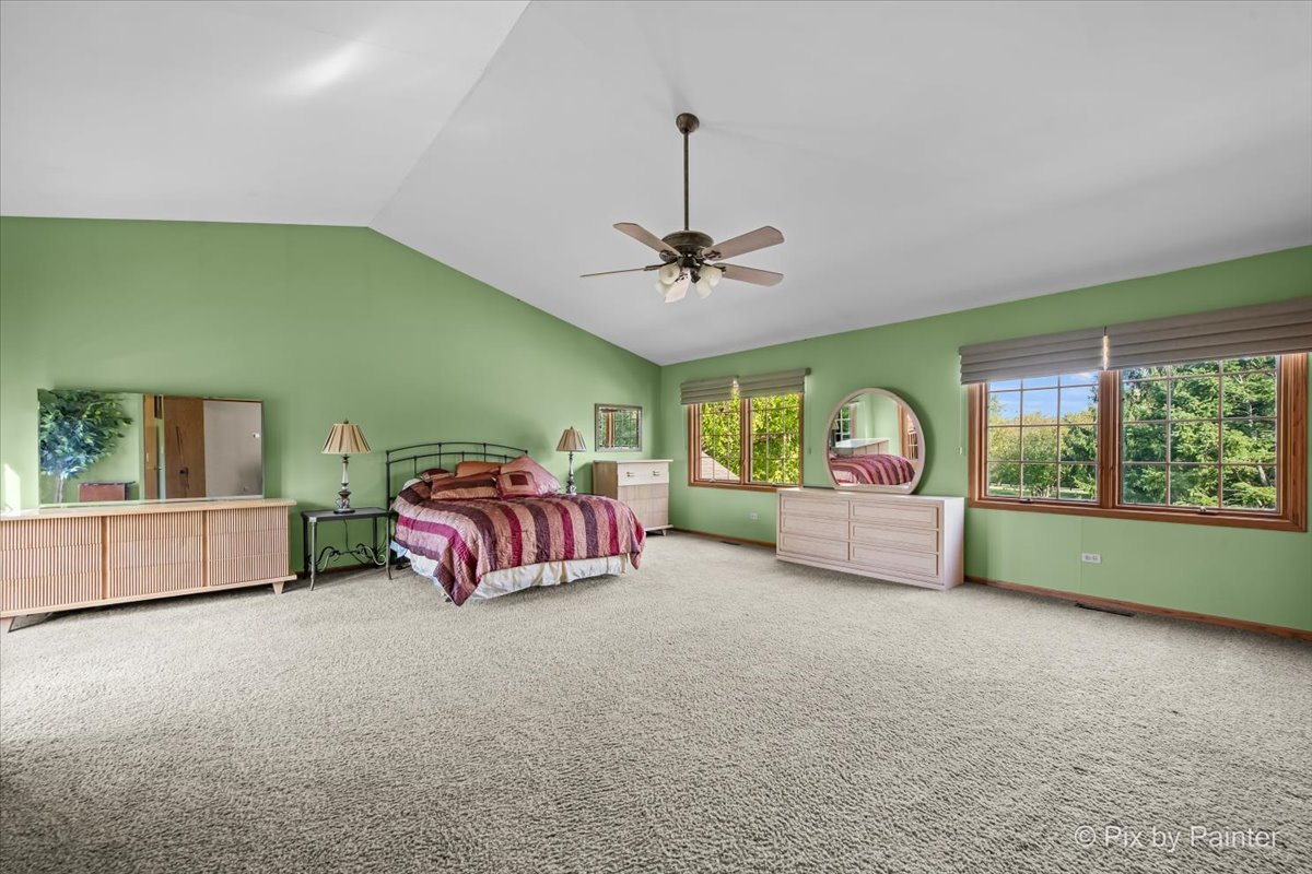 4319 McCauley Road, Woodstock, IL 60098