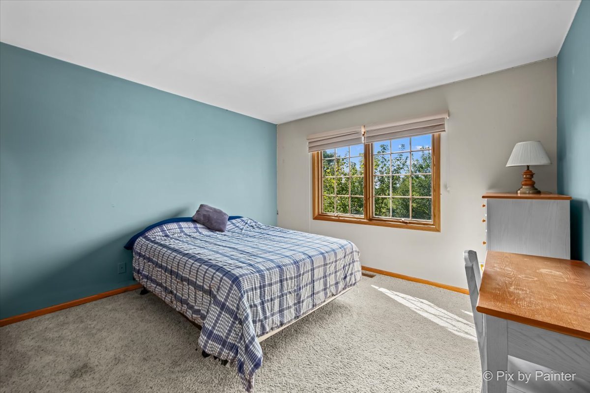 4319 McCauley Road, Woodstock, IL 60098