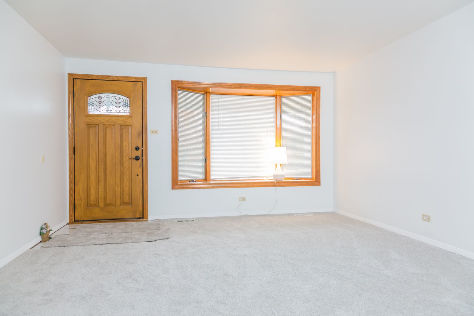 1310 SOMERSET Lane, Schaumburg, IL 60193