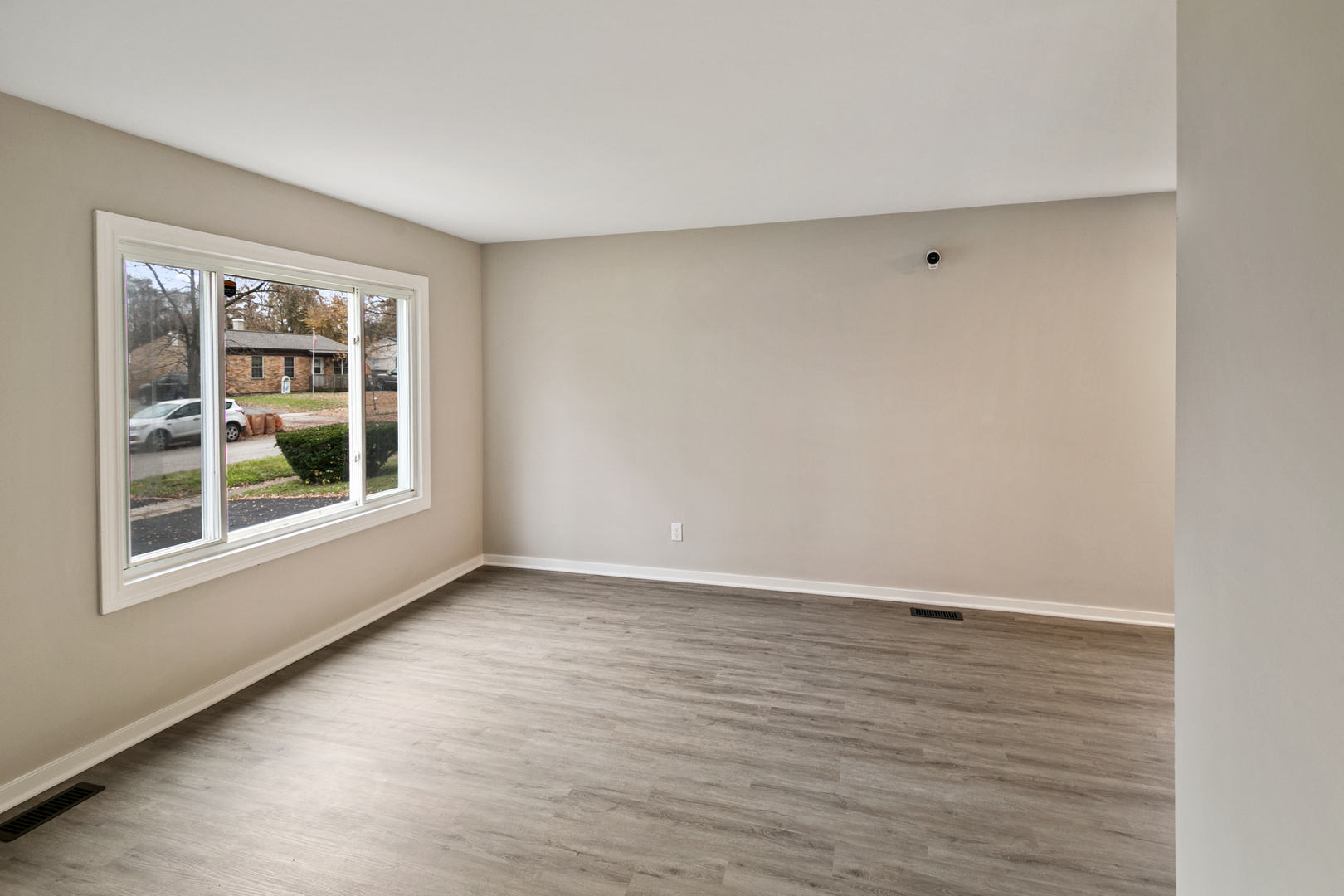 21704 CLYDE Avenue, Sauk Village, IL 60411