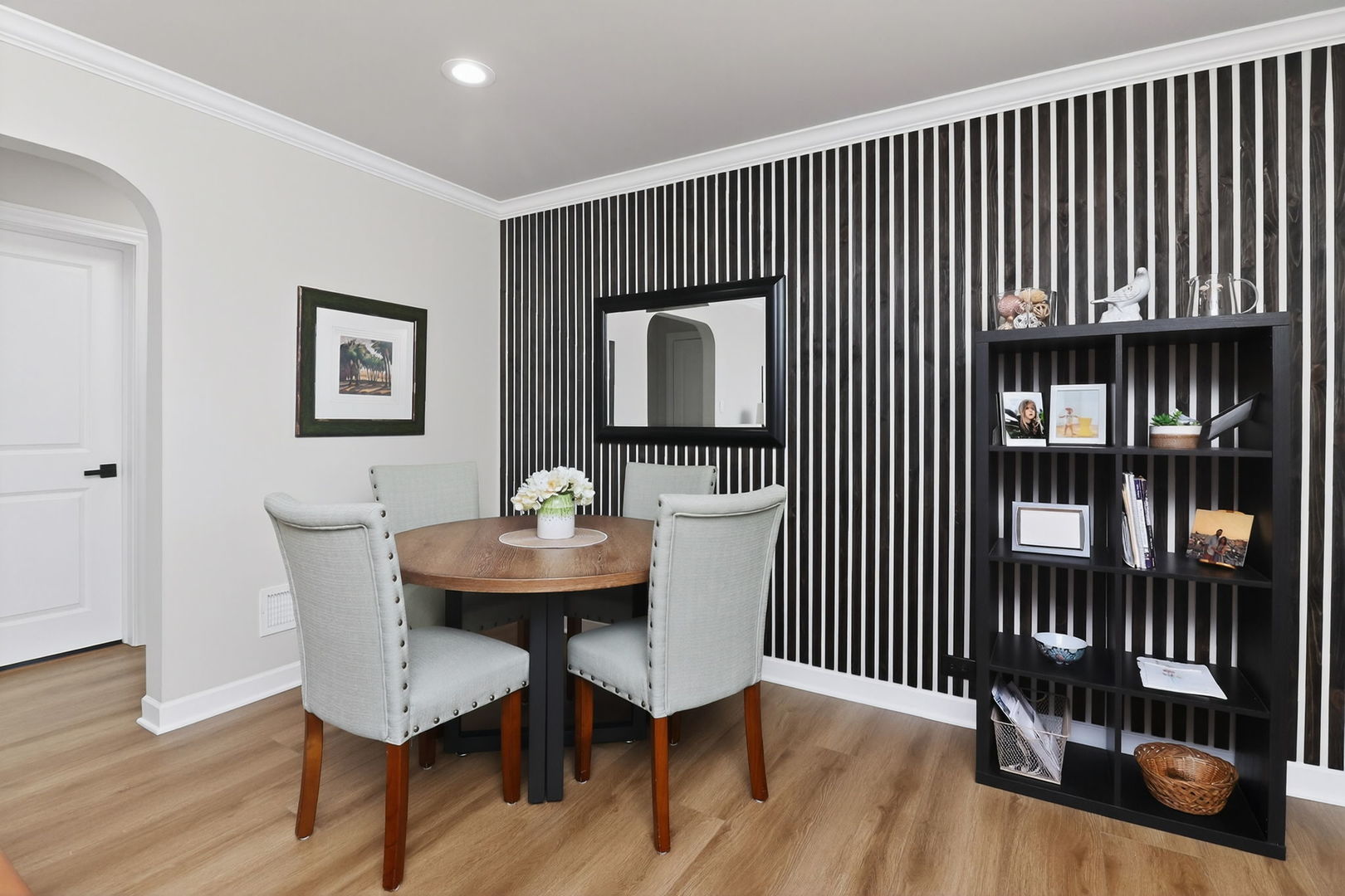 1601 Bristol Avenue, Westchester, IL 60154