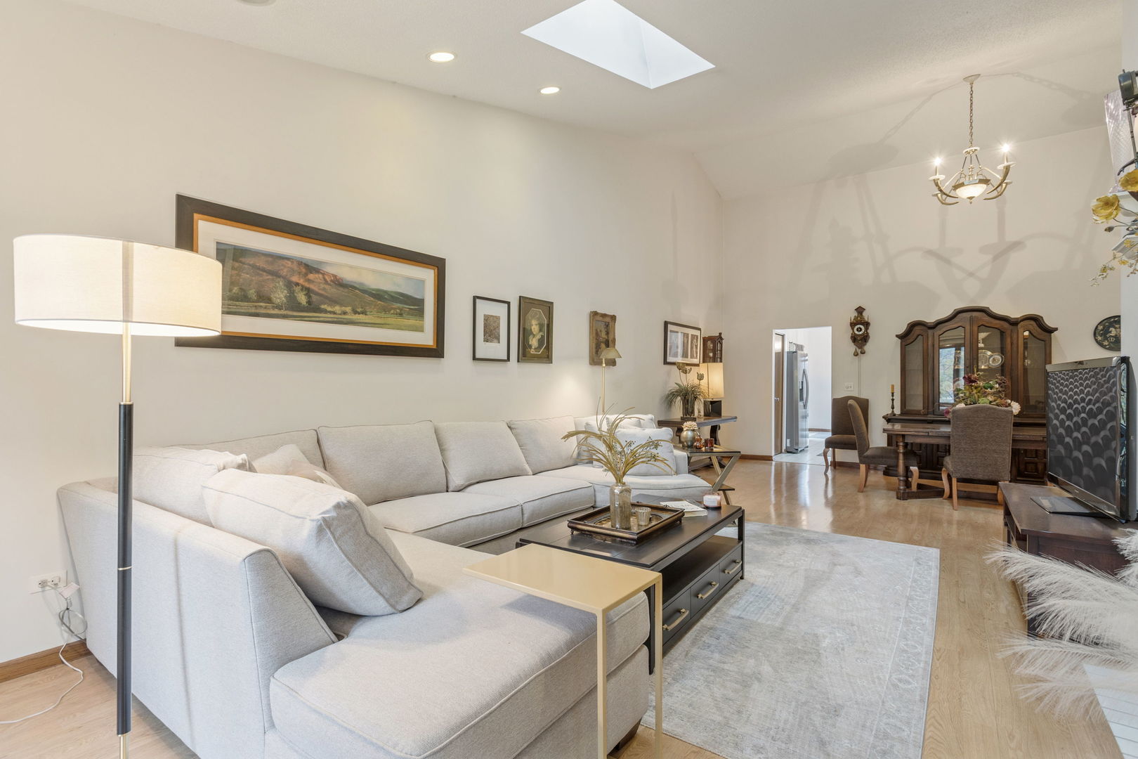 1042 Braemoor Drive #1042B, Downers Grove, IL 60515