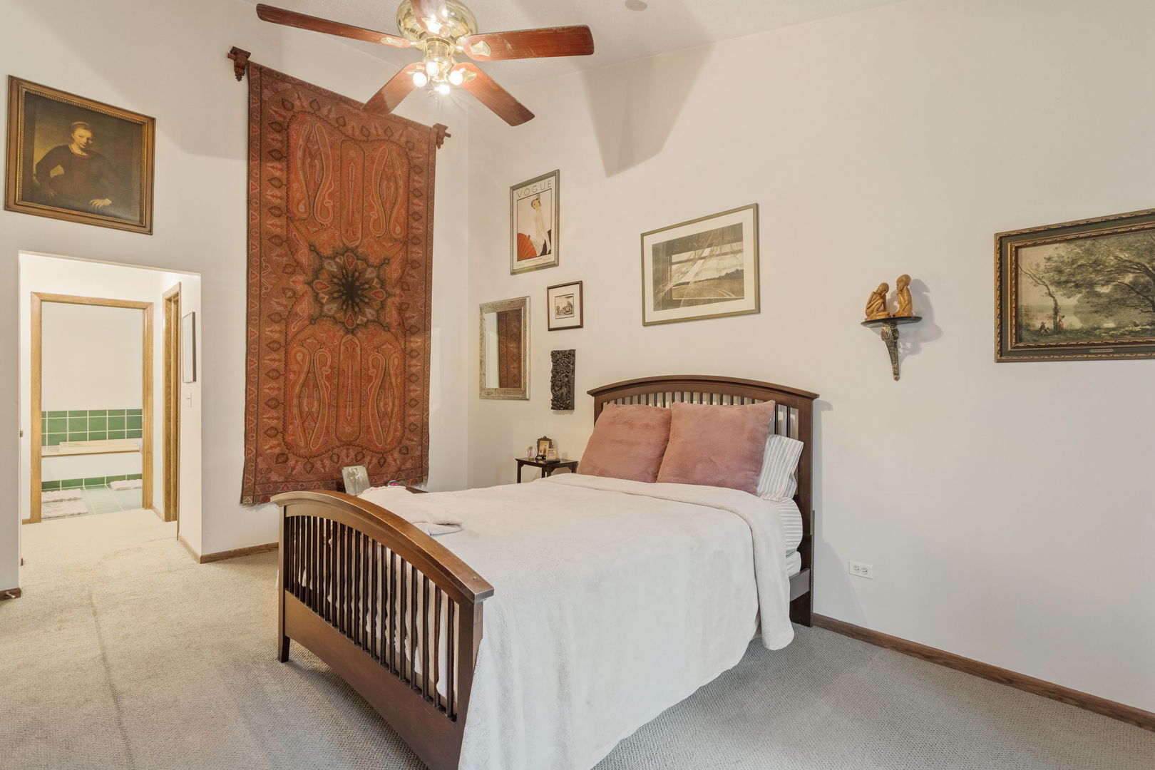 1042 Braemoor Drive #1042B, Downers Grove, IL 60515