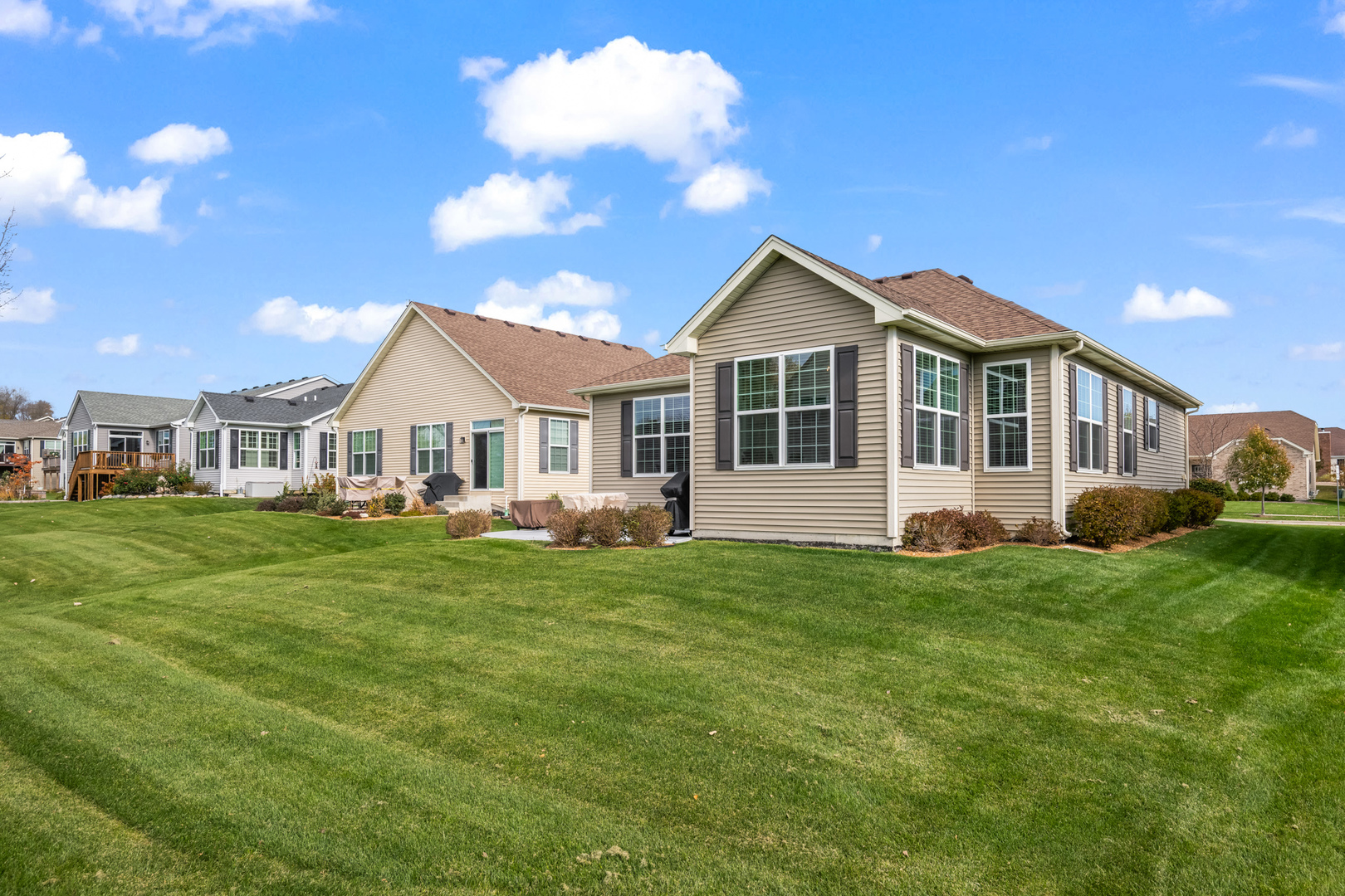 460 Mahogany Drive, Algonquin, IL 60102