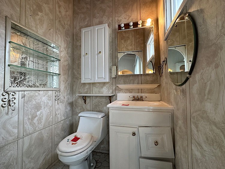 7777 Ramsgate Circle, Hanover Park, IL 60133