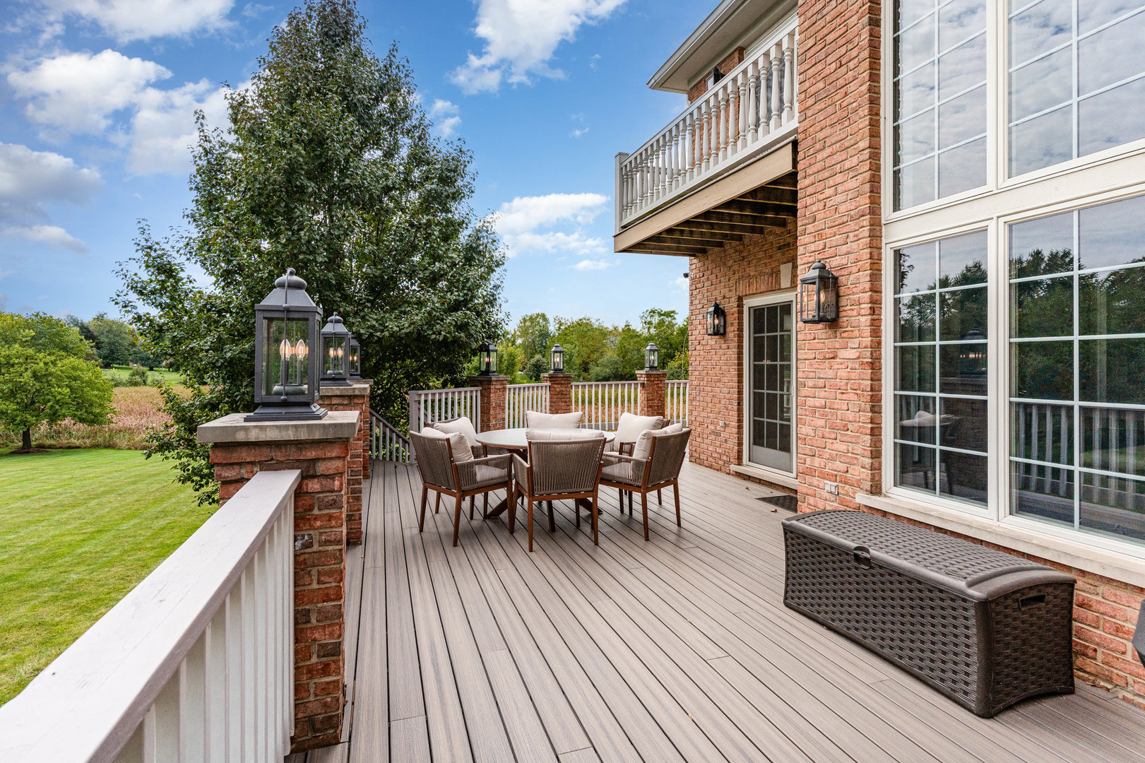 121 Florence Avenue, Inverness, IL 60010