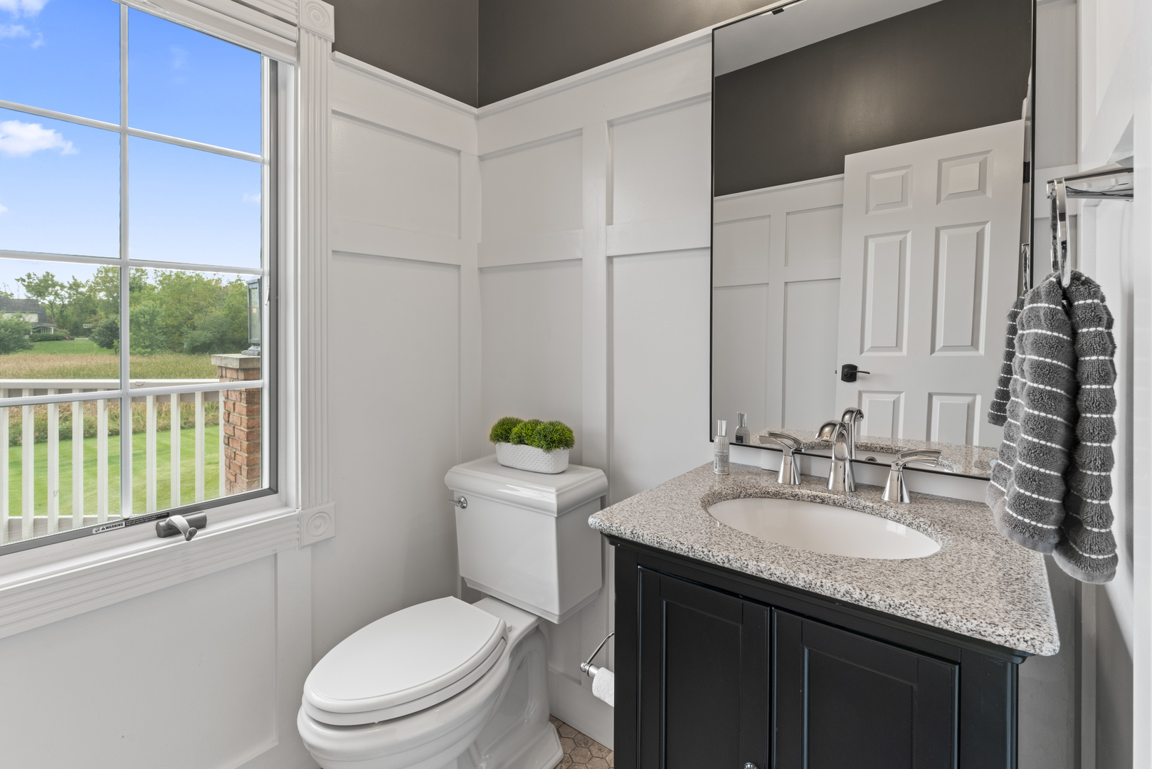 121 Florence Avenue, Inverness, IL 60010