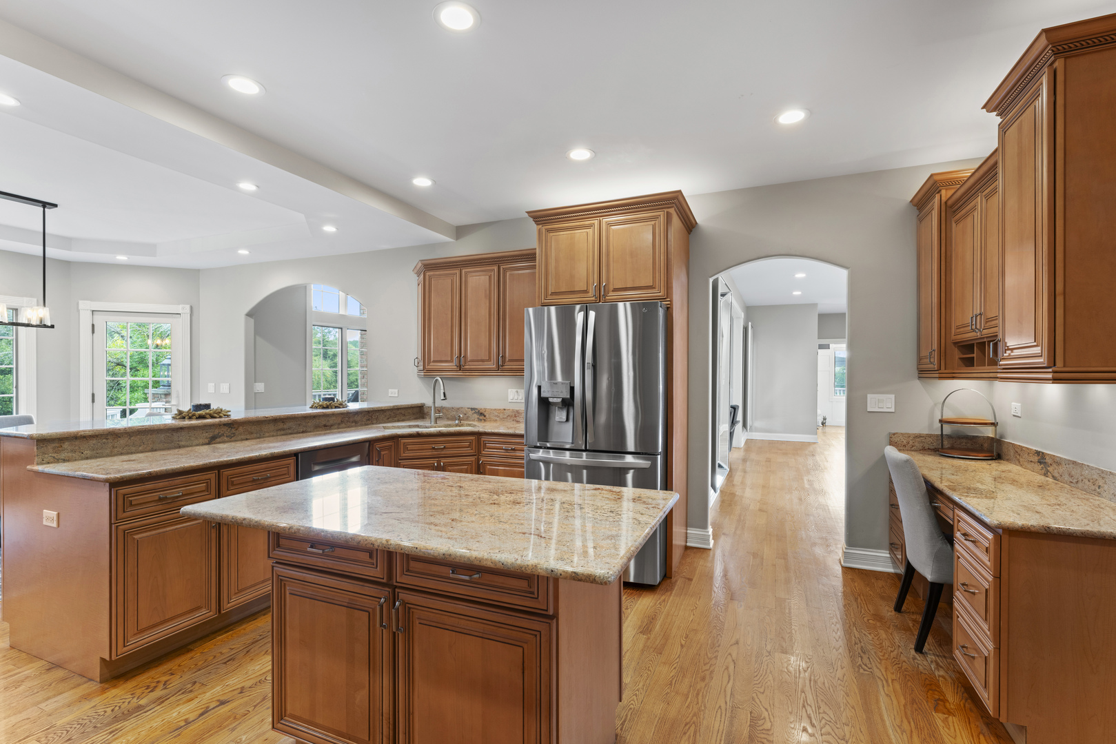 121 Florence Avenue, Inverness, IL 60010