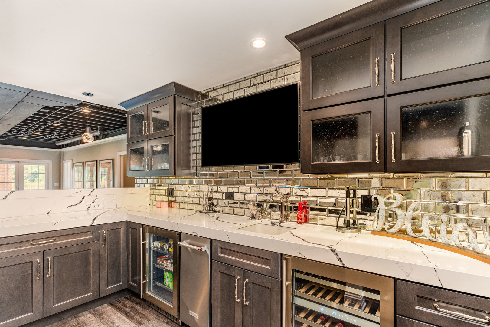 121 Florence Avenue, Inverness, IL 60010