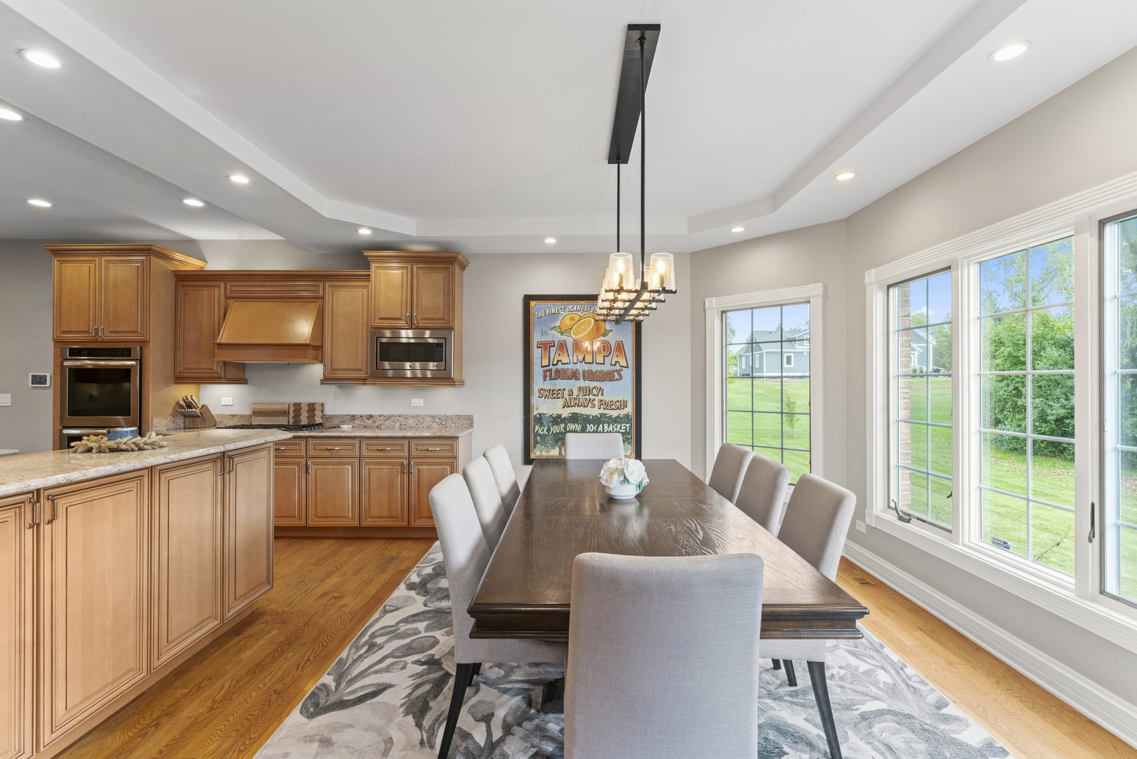 121 Florence Avenue, Inverness, IL 60010