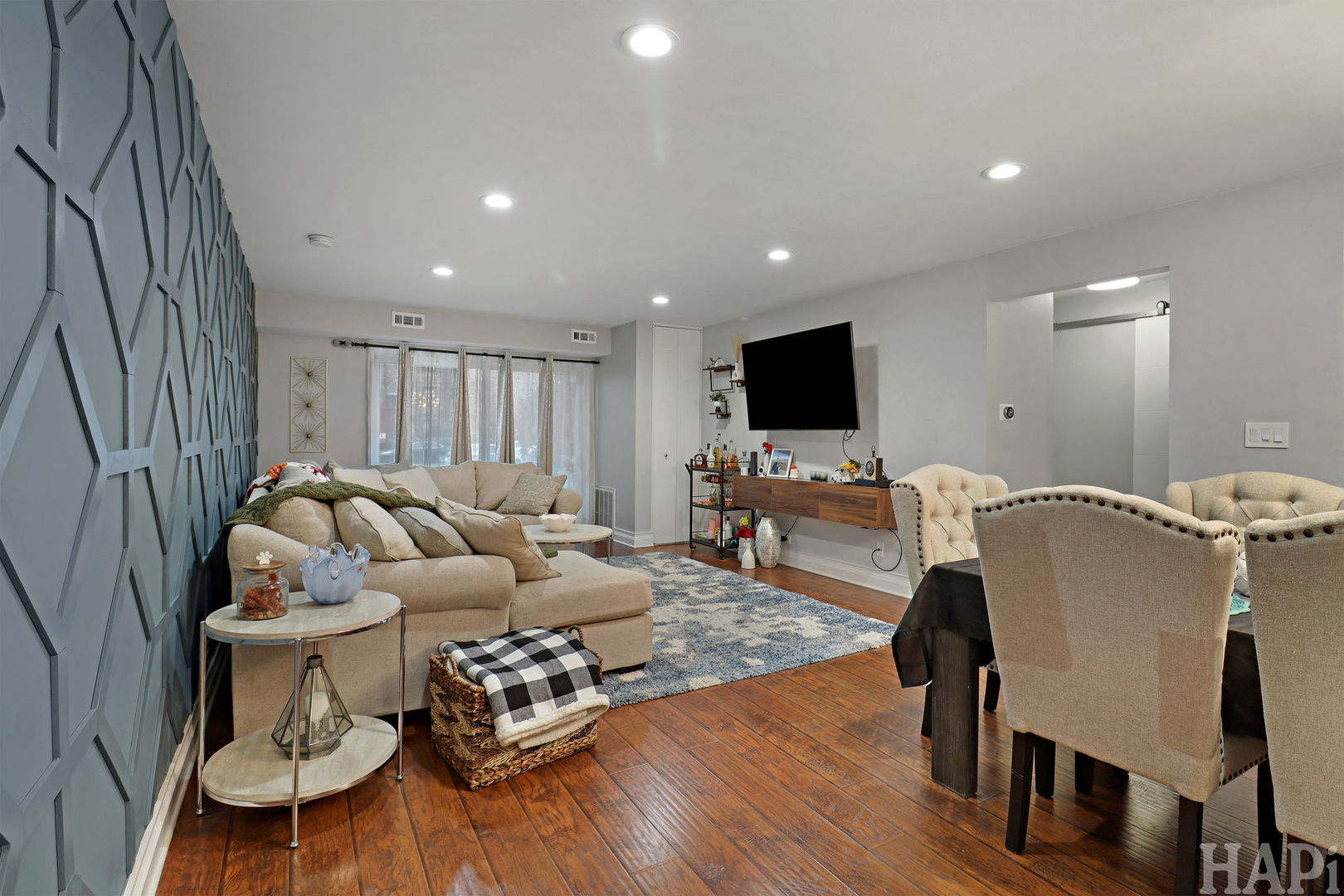 5400 Astor Lane #116, Rolling Meadows, IL 60008