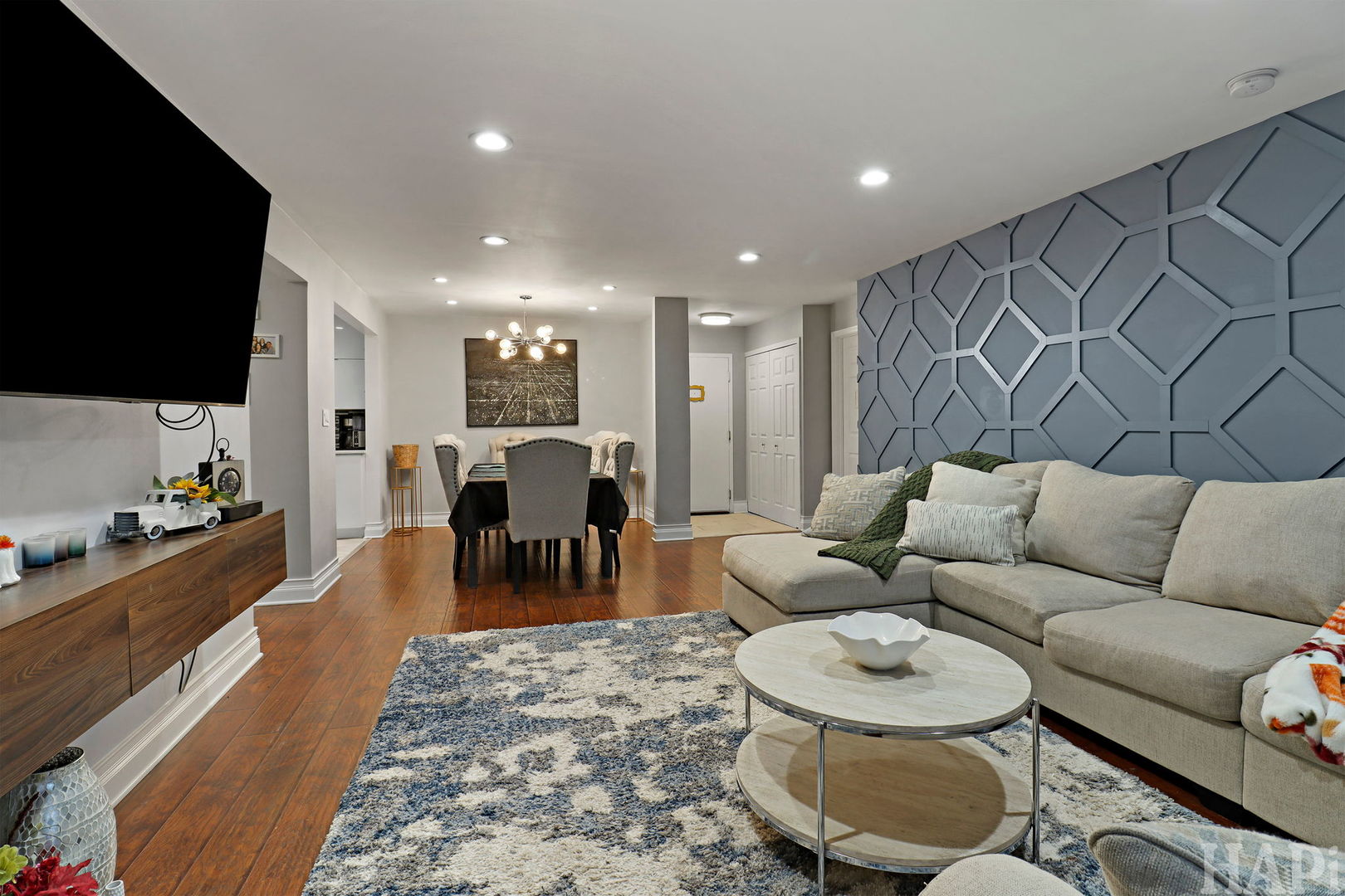 5400 Astor Lane #116, Rolling Meadows, IL 60008