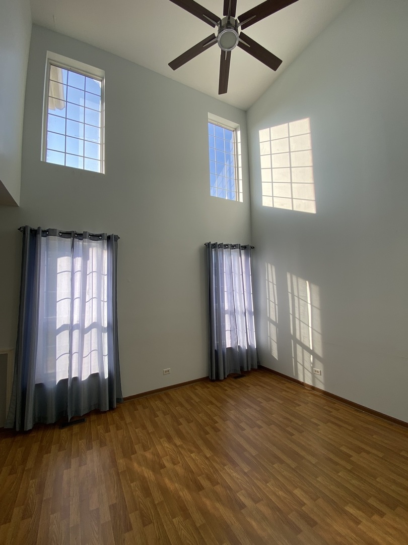 2203 Rossiter Parkway, Plainfield, IL 60586