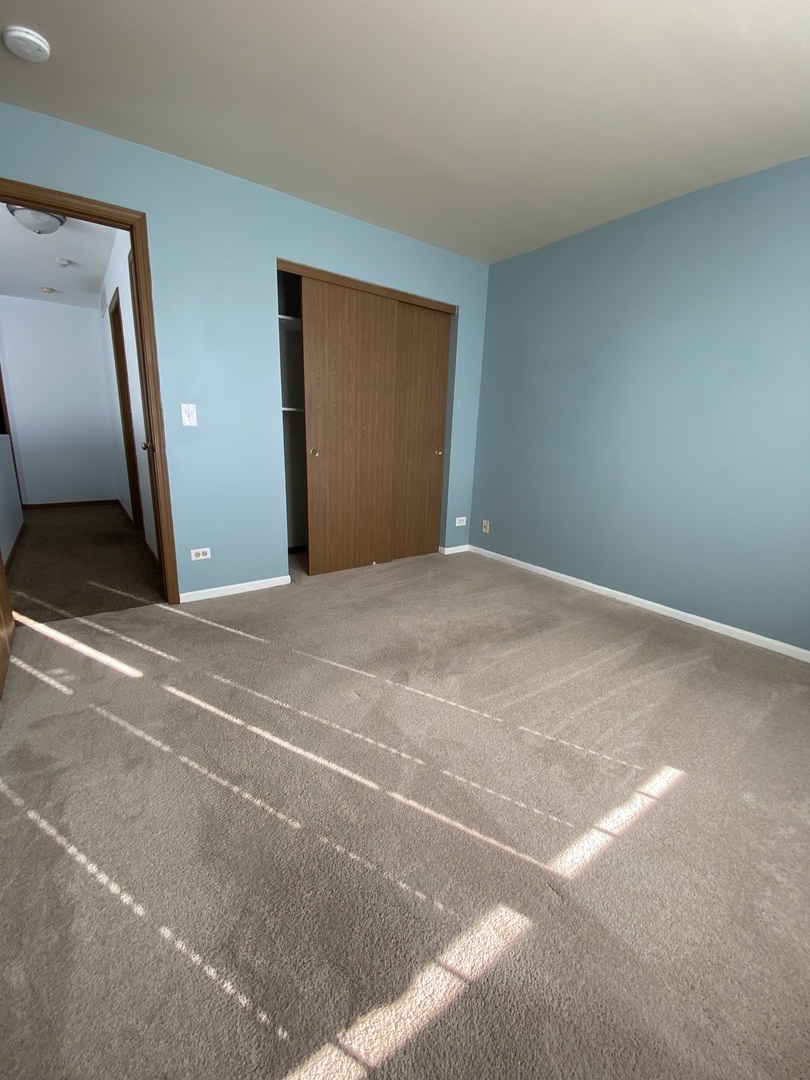 2203 Rossiter Parkway, Plainfield, IL 60586