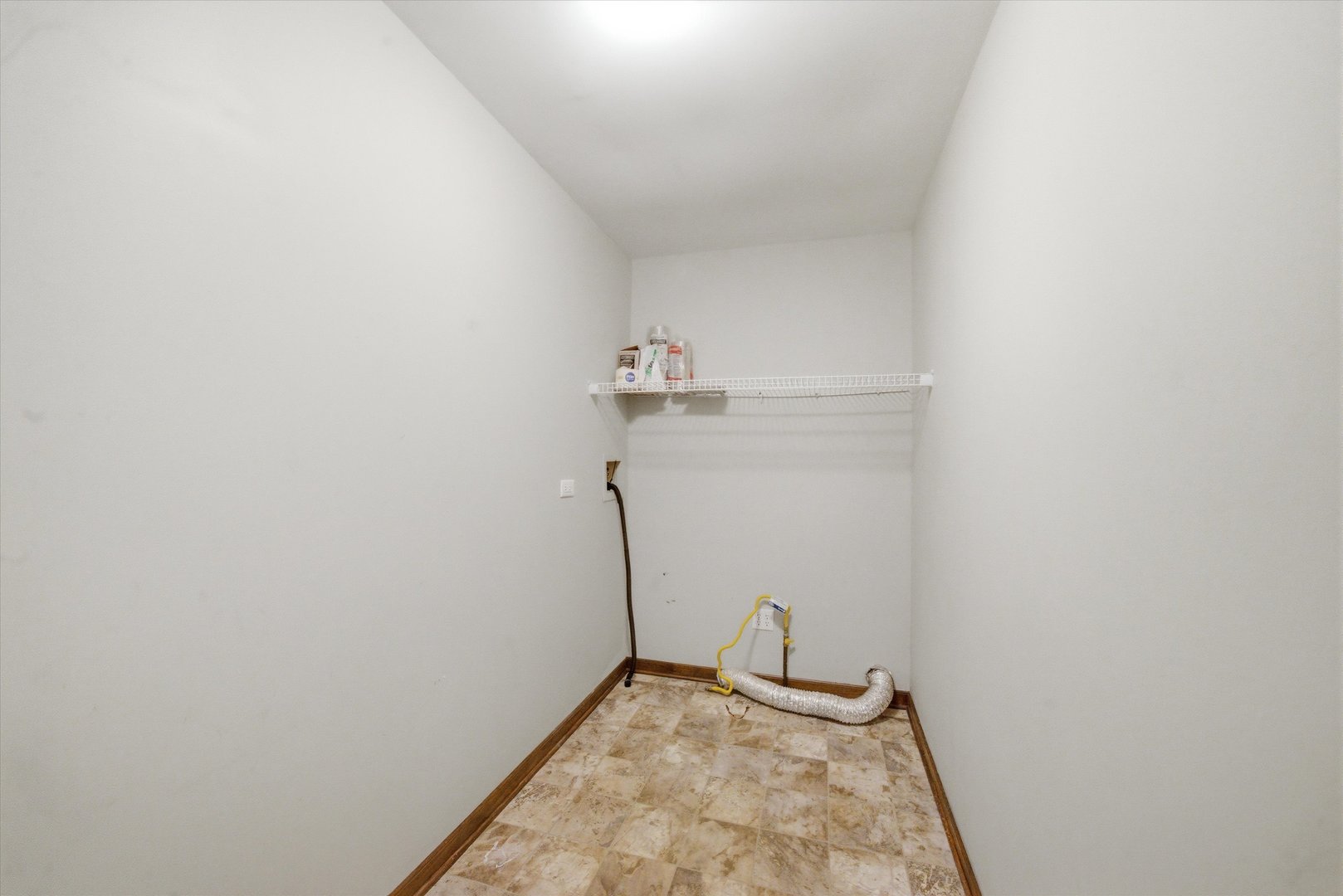 1047 Waterford Cut, Crystal Lake, IL 60014