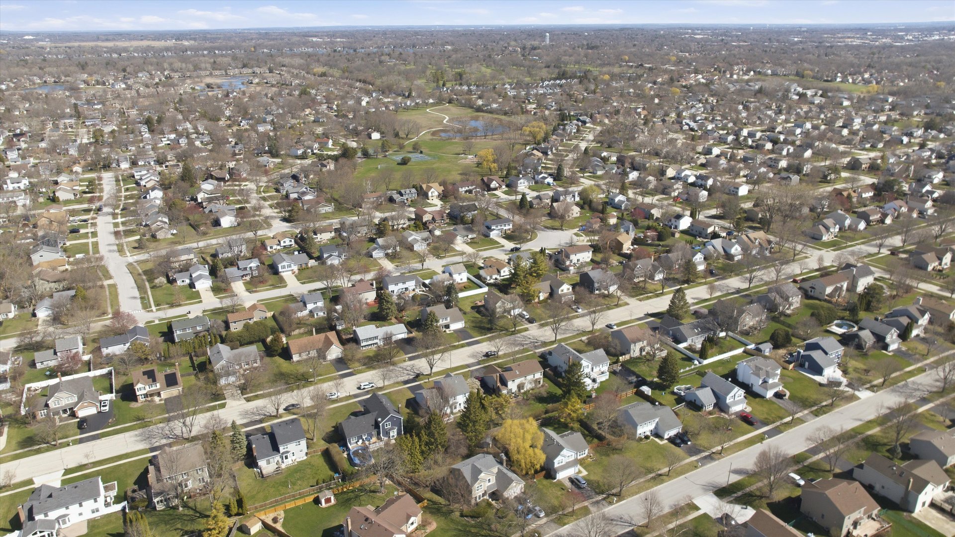 1047 Waterford Cut, Crystal Lake, IL 60014