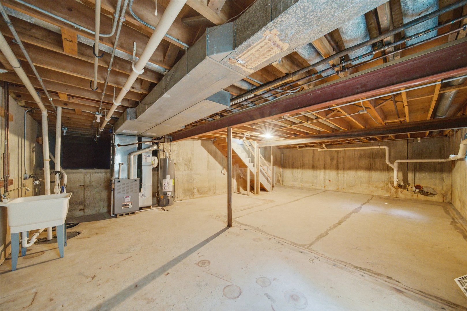 1047 Waterford Cut, Crystal Lake, IL 60014