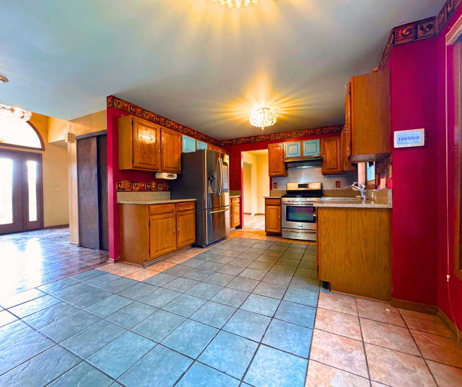 1155 Hanover Drive, Batavia, IL 60510