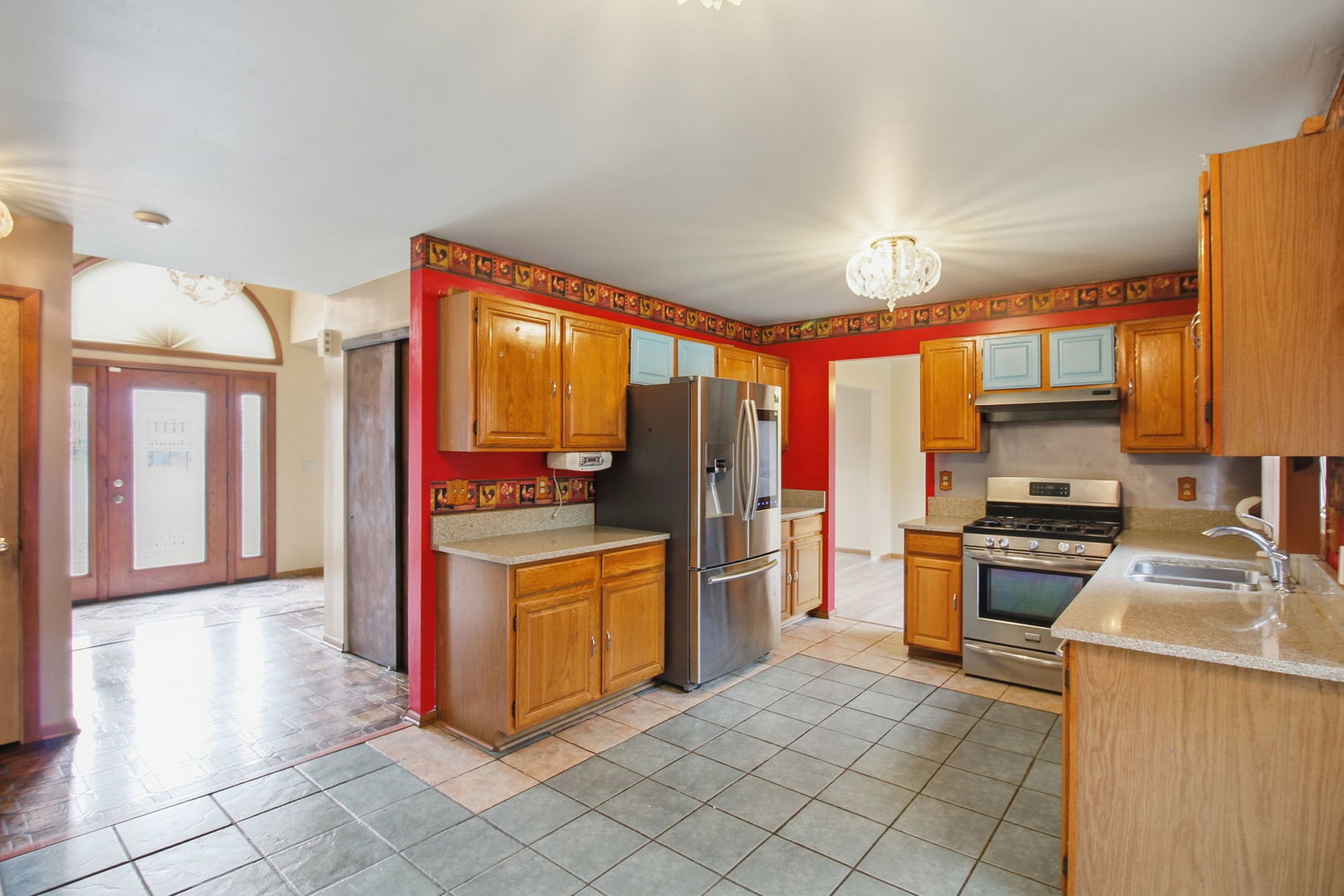 1155 Hanover Drive, Batavia, IL 60510