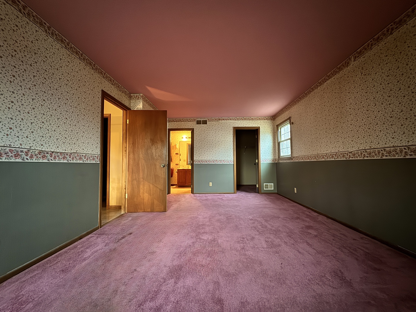 1155 Hanover Drive, Batavia, IL 60510