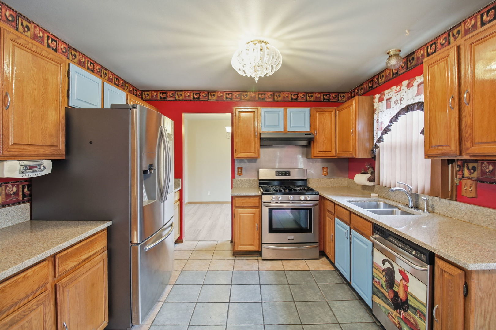 1155 Hanover Drive, Batavia, IL 60510