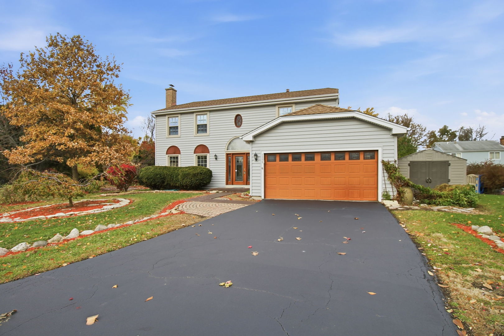 1155 Hanover Drive, Batavia, IL 60510