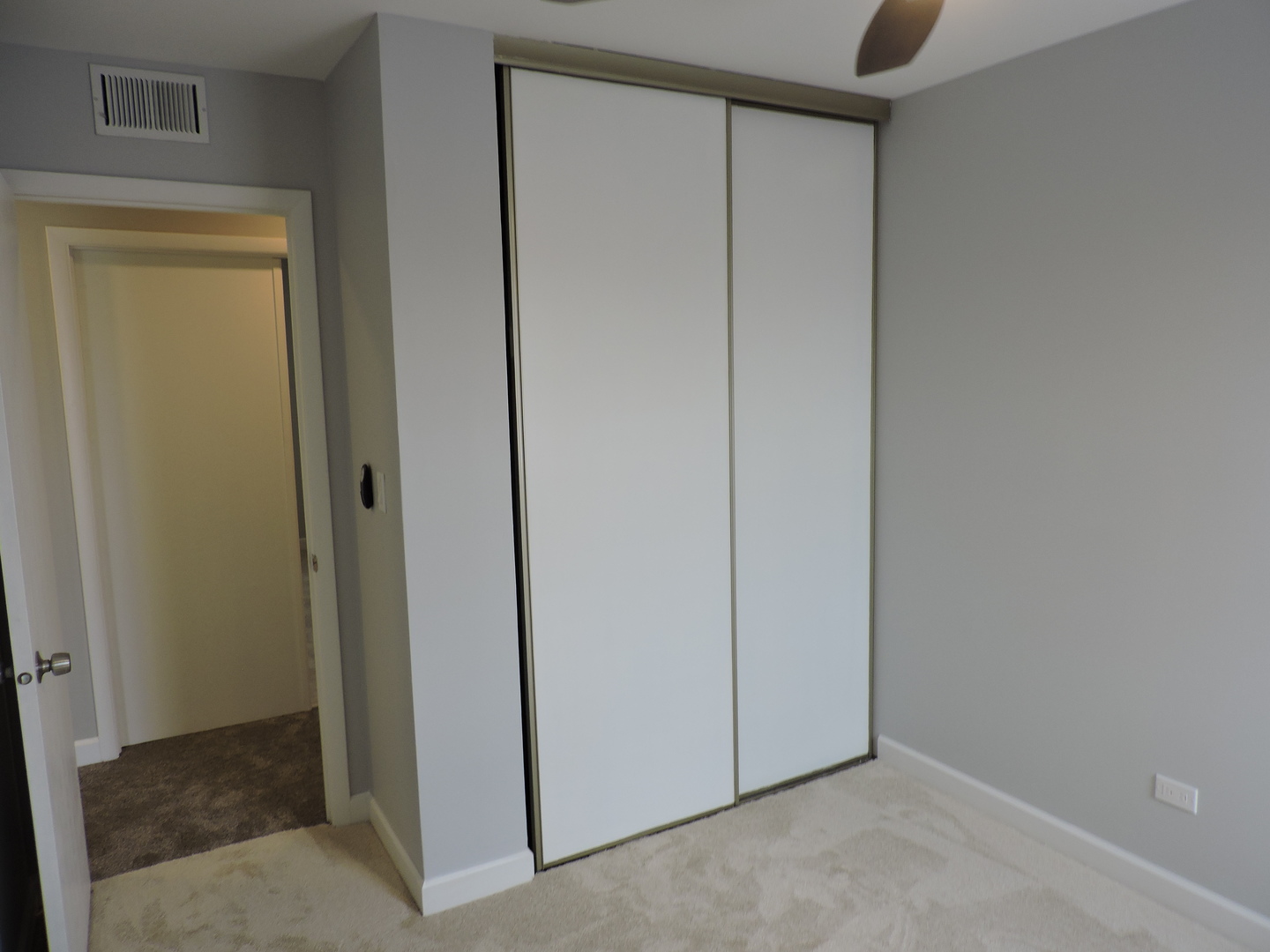 407 BEECHWOOD Drive, Westmont, IL 60559