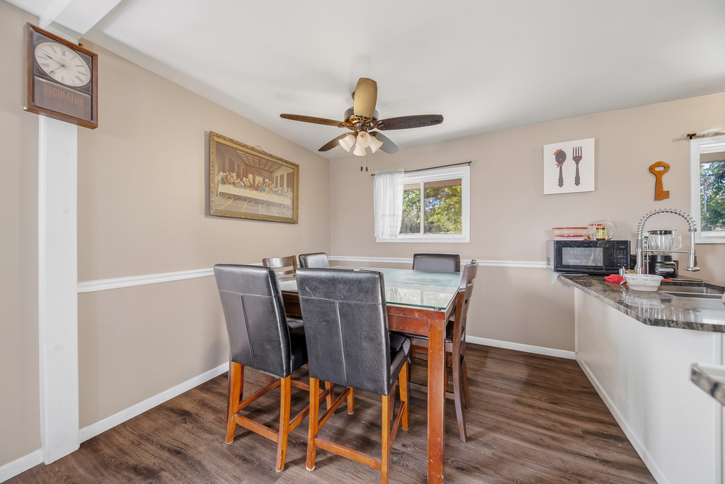 208 S Pinecrest Road, Bolingbrook, IL 60440