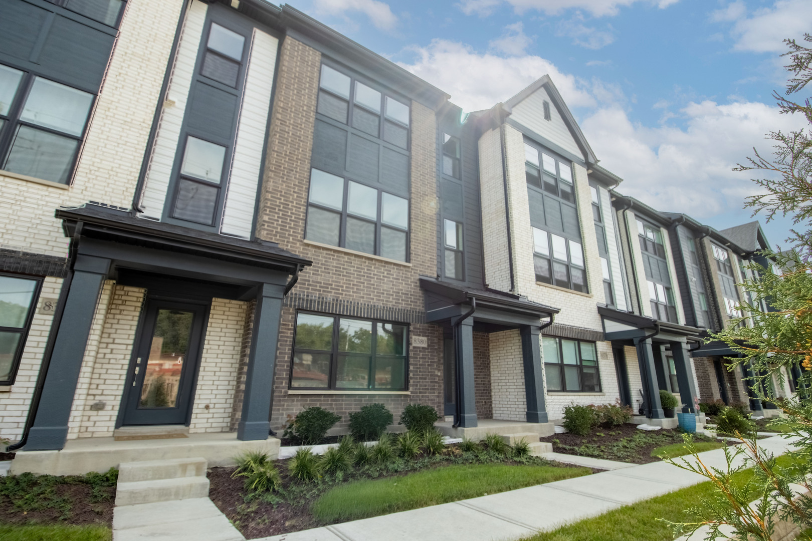 8380 Miami Avenue, Morton Grove, IL 60053