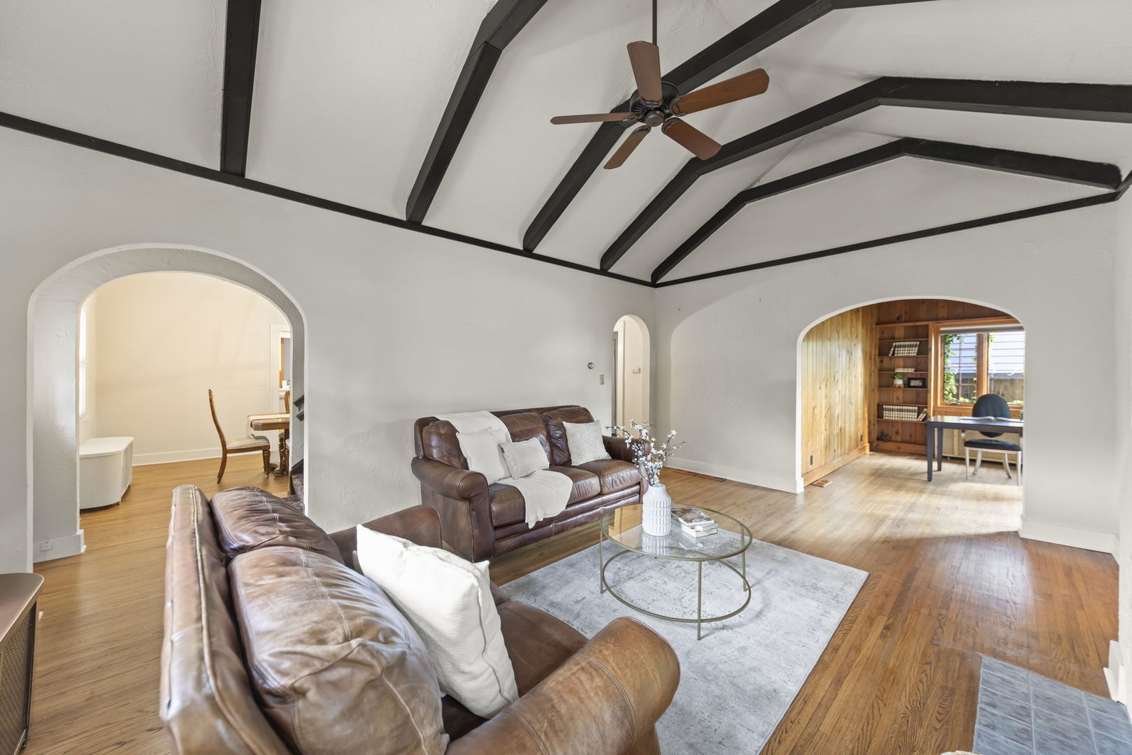 444 S Sleight Street, Naperville, IL 60540