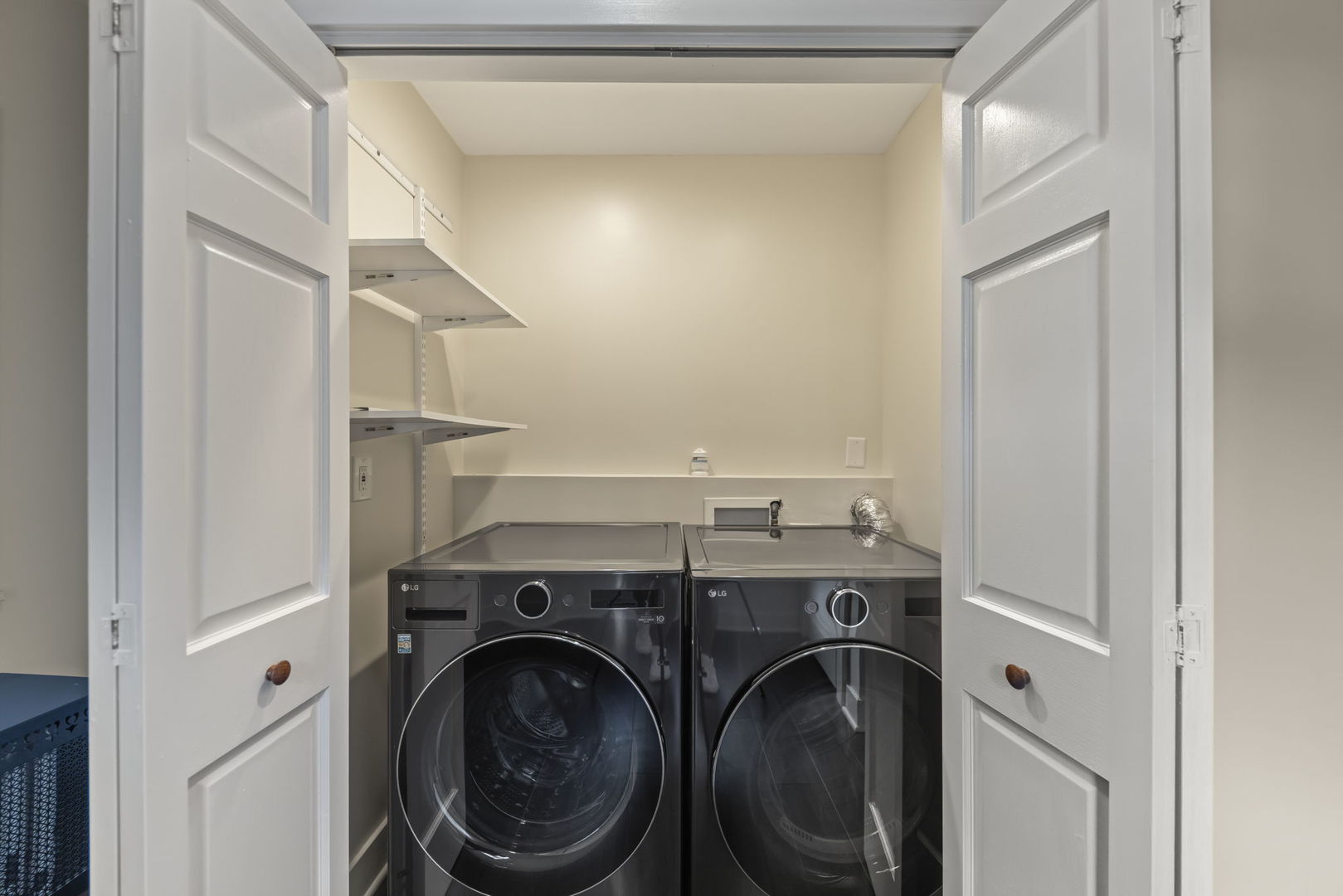 444 S Sleight Street, Naperville, IL 60540