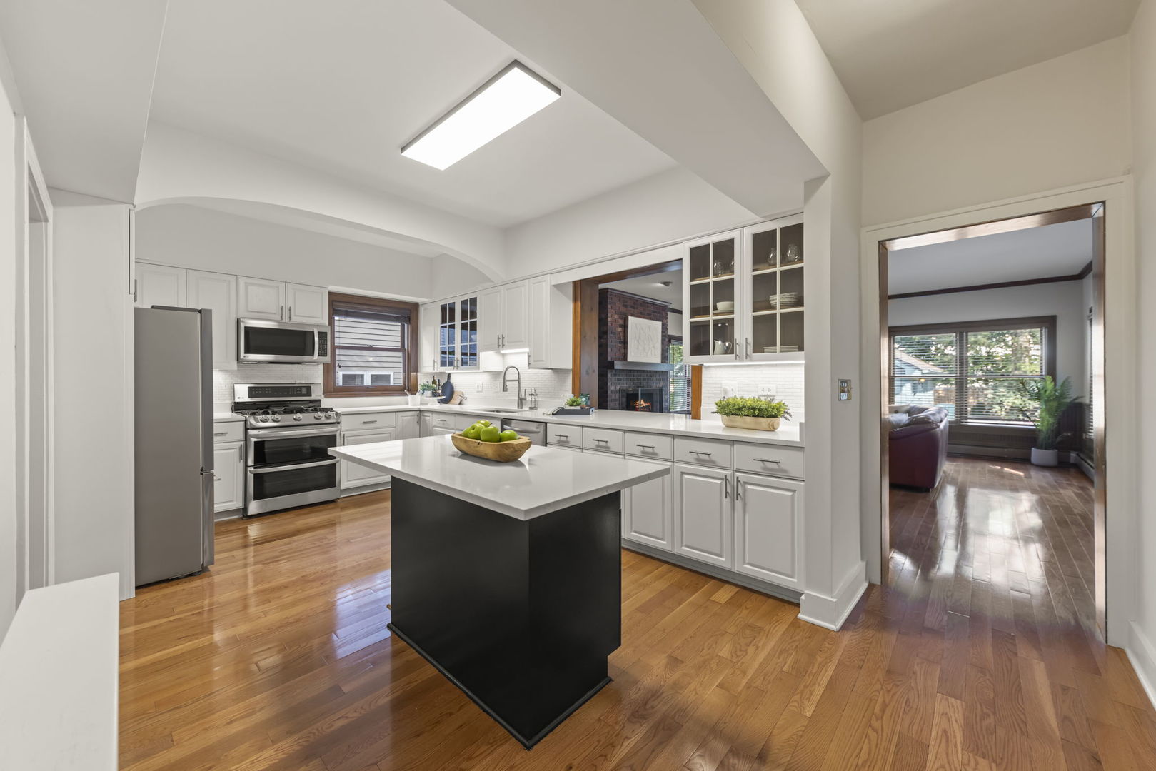 444 S Sleight Street, Naperville, IL 60540